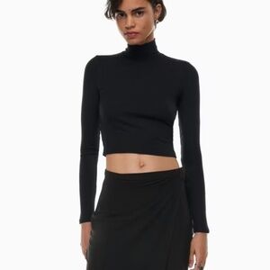 Wilfred Only Waist Turtleneck ribbed